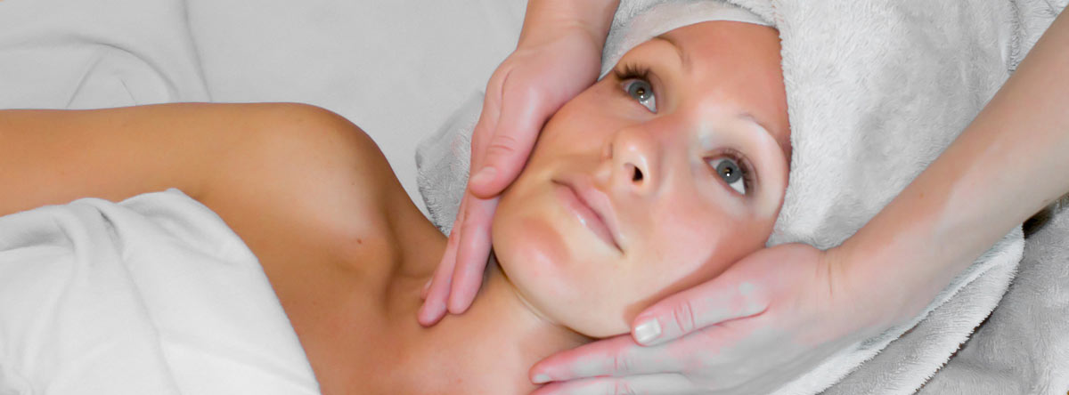 background photo for Cherry Hill Day Spa